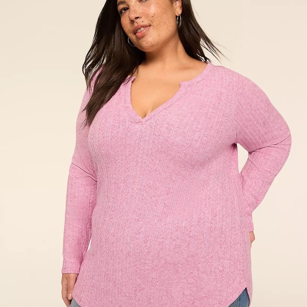 🌸 ✨NWT  Long-Sleeve V-Notch Neck Tunic Tee – Orchid -- Size 18/20 ✨ 🌸